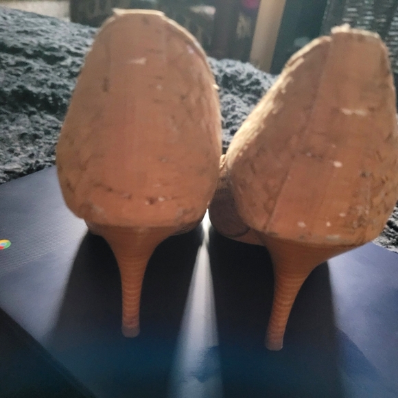 Donald J Pliner Carrie Pumps Woven Cork - Picture 7 of 10